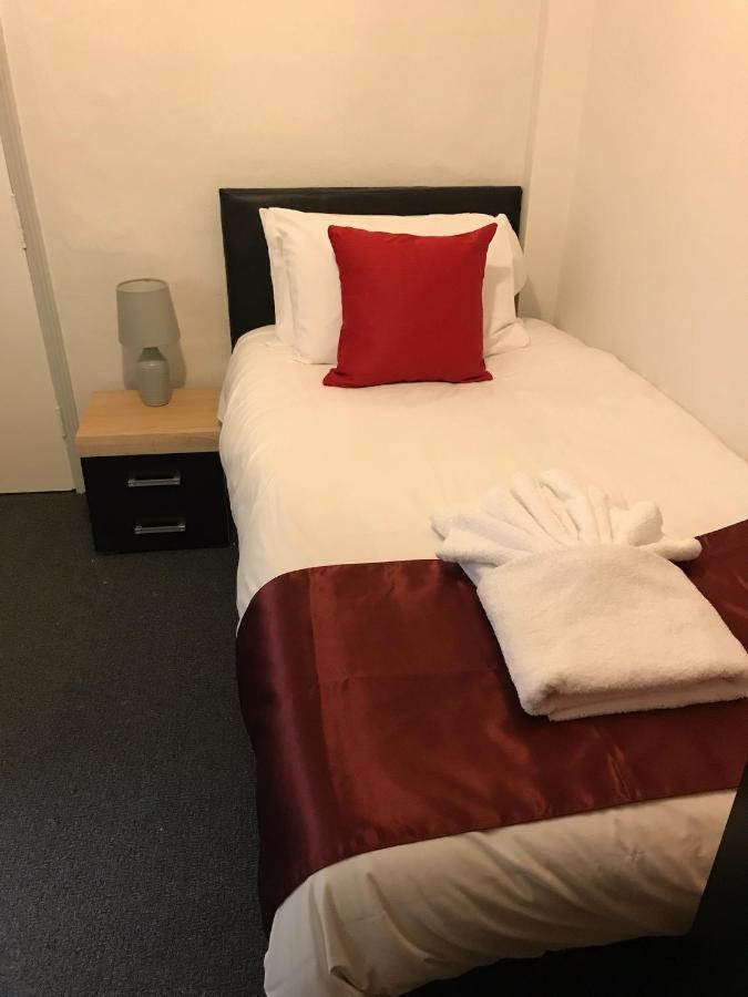 Bugle Hotel Titchfield Экстерьер фото